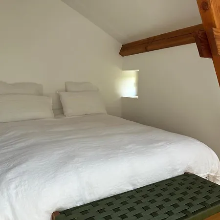 Domaine De Peroline Piscine Et Jacuzzi *