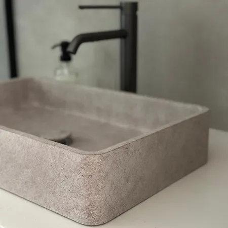 Domaine De Peroline Piscine Et Jacuzzi Holiday home *