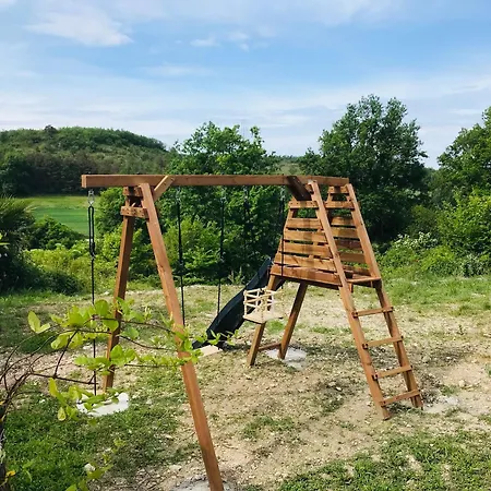 Domaine De Peroline Piscine Et Jacuzzi